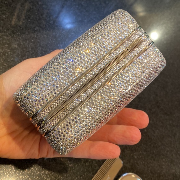 Gorgeous Judith Leiber Minaudiere evening bag rhinestones. - Picture 5 of 9